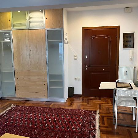 Chita'S Downtown Apartment Ioannina Exterior foto