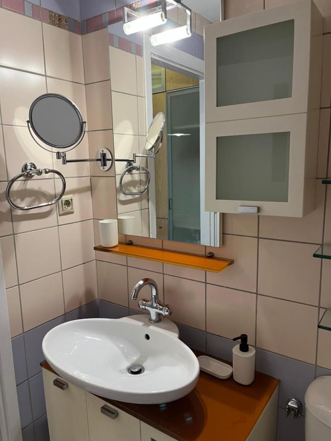 Chita'S Downtown Apartment Ioannina Exterior foto